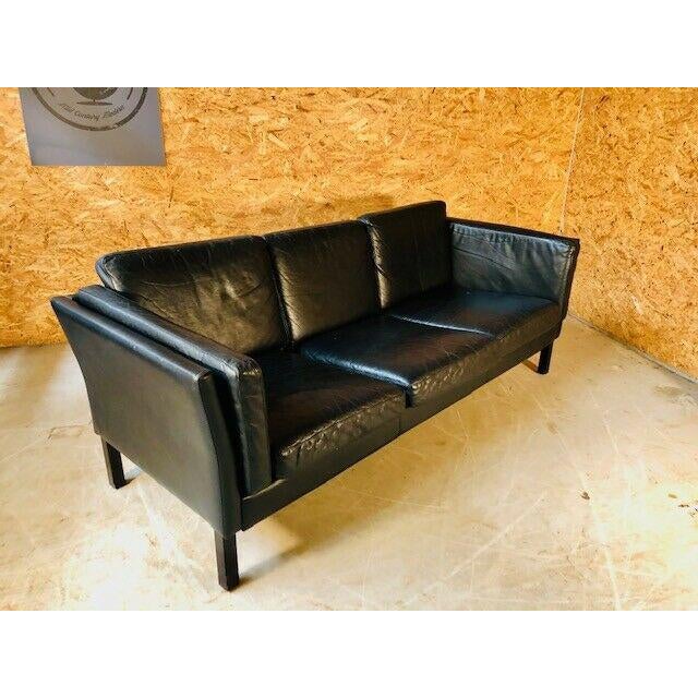 Black Mid-Century Danish 3-Seater Black Leather Sofa from Mogens Hansen For Sale - Image 8 of 9
