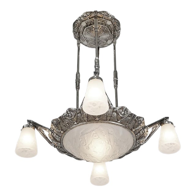 French Art Deco Nickeled Bronze & Frosted Glass Chandelier by Petitot & Muller Freres - 1930s For Sale