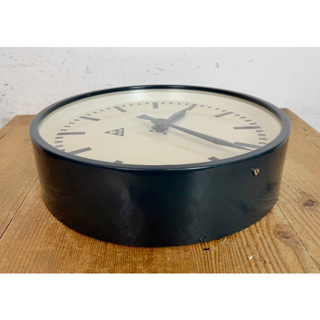 Industrial Factory Wall Clock from Pragotron, 1960s For Sale - Image 12 of 15