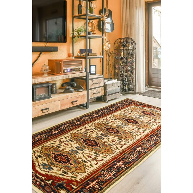 Contemporary 8x10 Luxurious Oriental Yellow Medallion Traditional Hand Knotted Wool Carpet Rug For Sale - Image 3 of 7