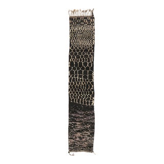 Earthy Berber Moroccan Rug Runner - 01'08 X 08'10 For Sale
