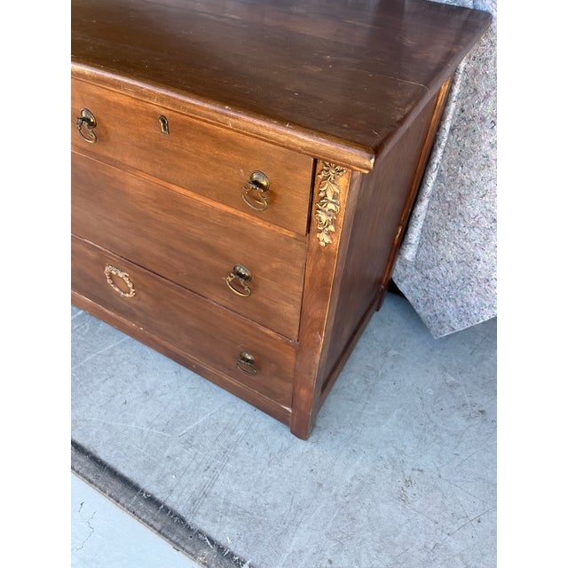 Vintage Federalist Style Chest of Drawers Dresser For Sale - Image 10 of 12