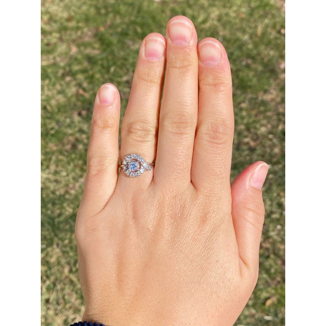 The Hol: Hollywood Glam Era Natural Diamond Engagement Ring in White Gold For Sale - Image 10 of 11