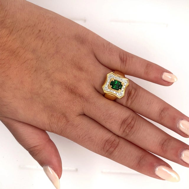 Contemporary 1.25 Carat Oval Cut Tsavorite And Round Cut Diamond Halo Rectangle Shape Ring, Size 7.5 For Sale - Image 3 of 7