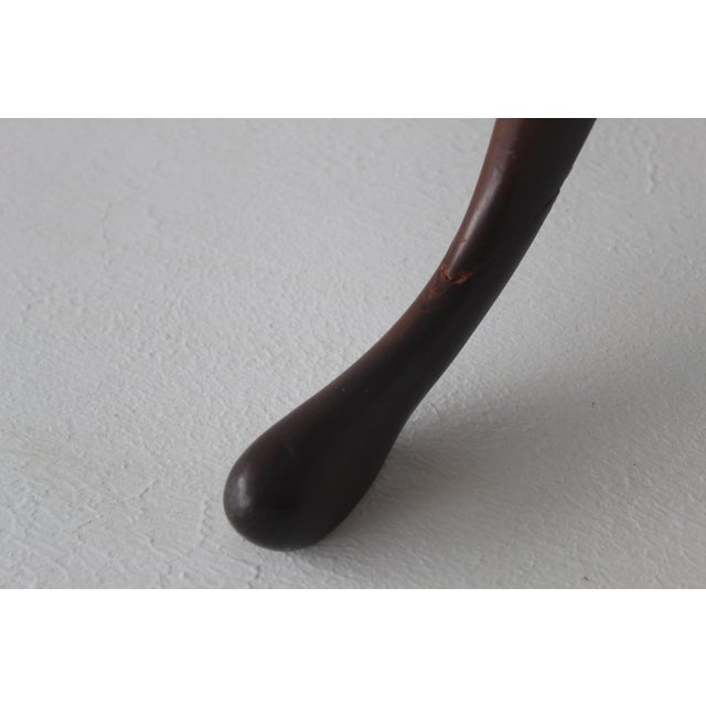 Wood Vintage Georgian Style Mahogany Turned Pedestal Tripod Side Table For Sale - Image 7 of 17