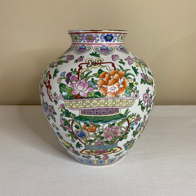 White Vintage Asian Floral Vase For Sale - Image 8 of 8