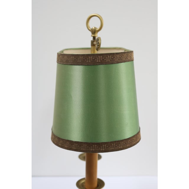 French Hollywood Regency Brass Bouillotte 2-Light Table Lamp, 1960s For Sale - Image 3 of 10