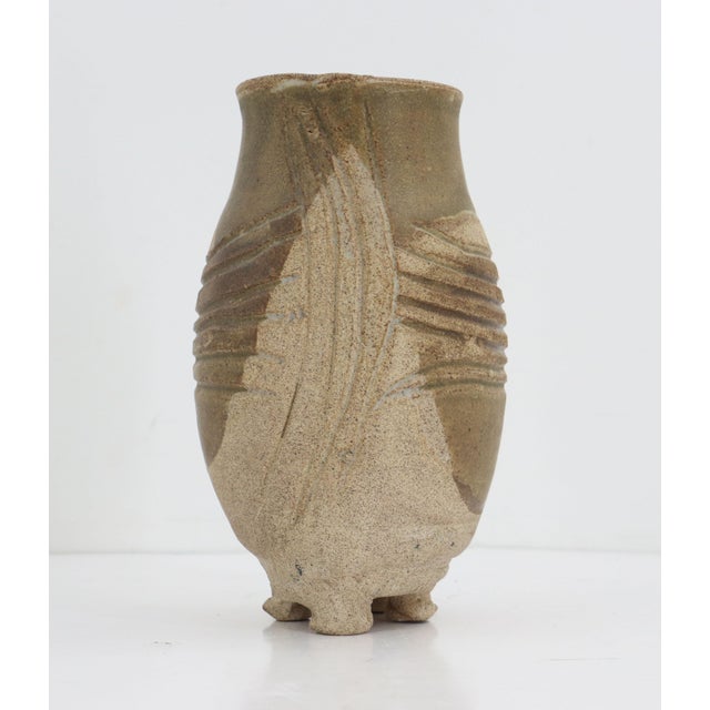 Charles Counts Signed 1988 Incised Footed Studio Pottery Vessel, American For Sale In Chicago - Image 6 of 18