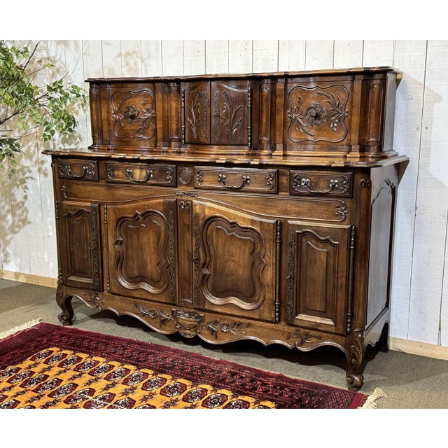 Louis XV Provençal Sideboard with Sliding Doors in Walnut, 1950s For Sale - Image 5 of 18