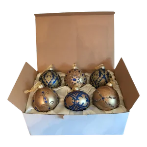 Frontgate Heirloom Jeweled Christmas Ornaments. Includes Satin Lined Storage Box- Set of 6