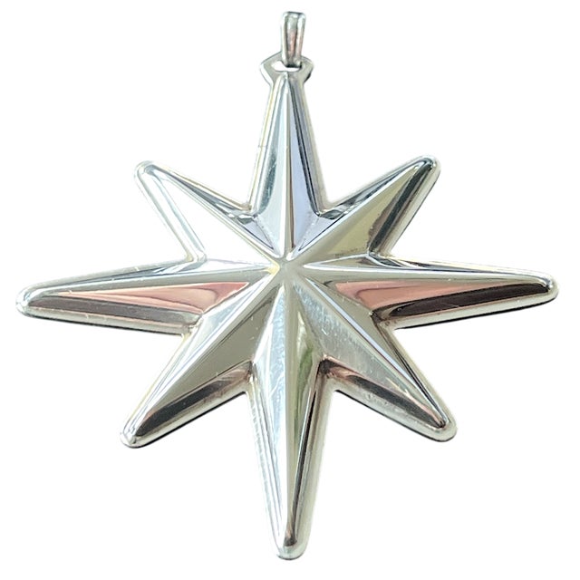 Silver Set of 7 Reed & Barton Sterling Silver Christmas Ornaments – Cross & Star Series (1970s–2000s) For Sale - Image 8 of 13