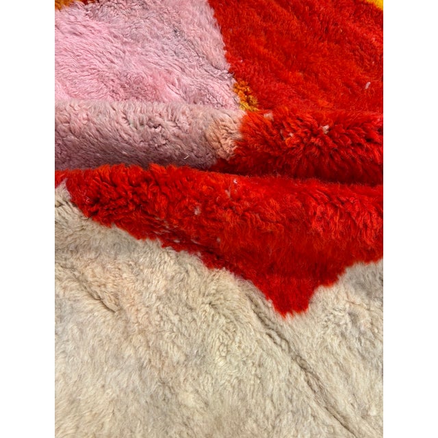 2020s Contemporary Beni M'rirt Moroccan Wool Rug – Abstract Hand-Knotted Berber Carpet – Large Red Saffron Ivory Statement Rug For Sale - Image 5 of 8
