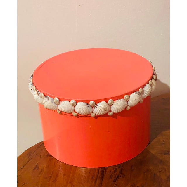 Shabby Chic Spec Sea Shell Hot Pink Vintage Oval Box For Sale - Image 3 of 3