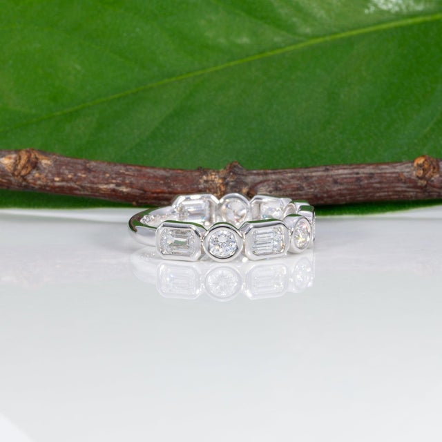 Metal 1.4Ct Lab Grown Diamond Band With 9 Lab Diamonds in Solid 14k Gold, Size 6.75 For Sale - Image 7 of 9