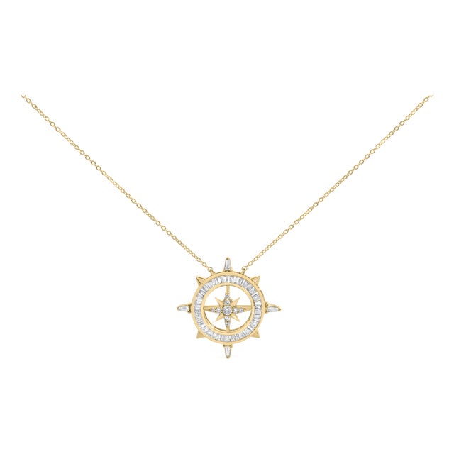 14K Yellow Gold Plated Sterling Silver 1.0 Cttw Diamond Compass Pendant Necklace For Sale