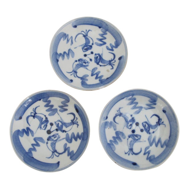 19th Century Small Chinese Cafe Au Lait Brown & Blue Porcelain Fish Tazza Dish Saucer Set - 3pcs For Sale