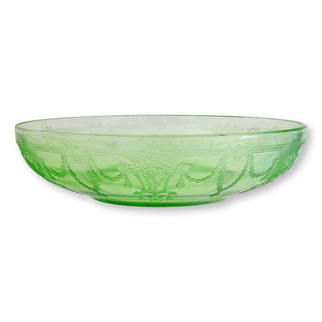 Art Deco Early 20th Century Cameo Green Depression Uranium Glass Bowls, Pair For Sale - Image 3 of 6