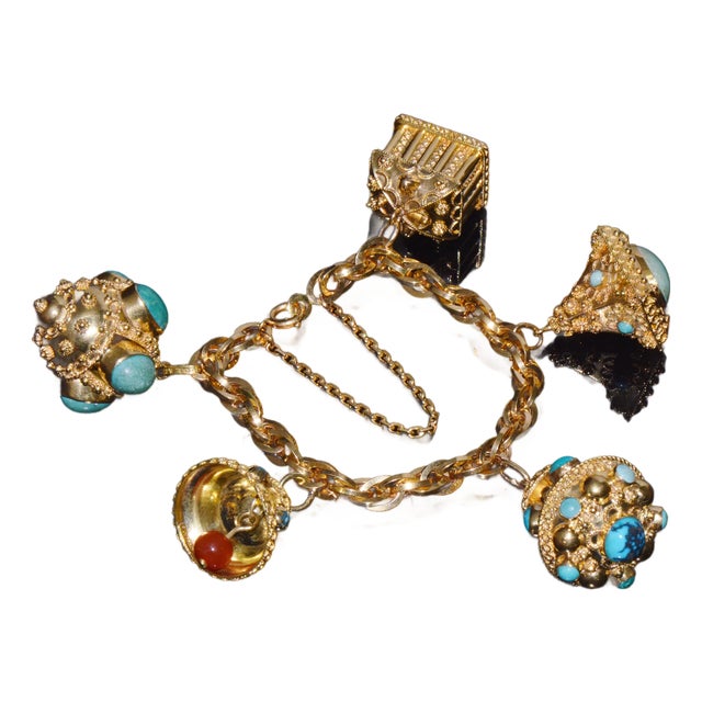 Estate Italian Unoaerre Etruscan Revival Solid 18k Gold Turquoise Carnelian Charm Fob Bracelet For Sale
