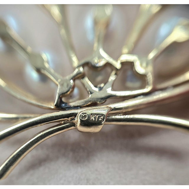 Vintage Mikimoto Akoya Pearl Lotus Floral Brooch 14k Gold For Sale In Los Angeles - Image 6 of 6