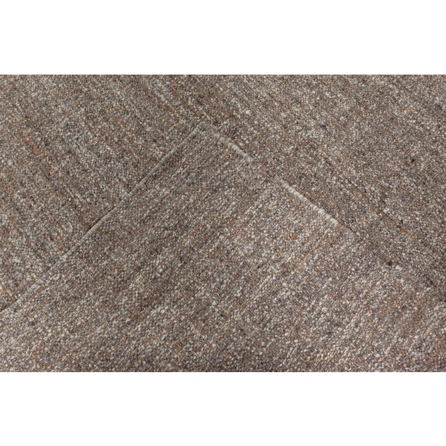 Stone Gray Modern Flat-Weave High-Low Runner in Nettle Mix & Yak Wool by Doris Leslie Blau For Sale - Image 8 of 8
