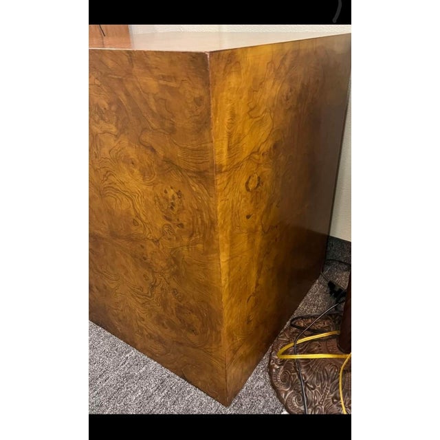 This incredible MCM in the style of Milo Baughman burl veneer cube End table is available for sale. Truly a stunning...