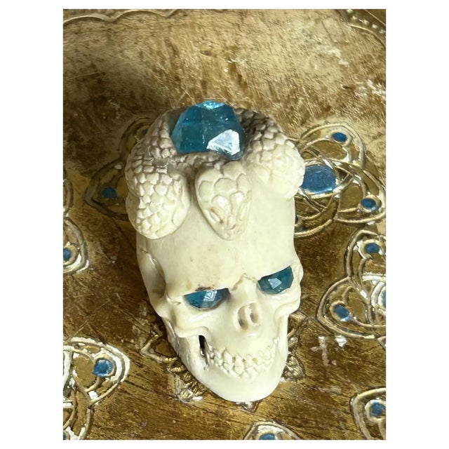 Ooak, Florentine Box/Deer Antler Skull/Natural Apatite For Sale - Image 4 of 7