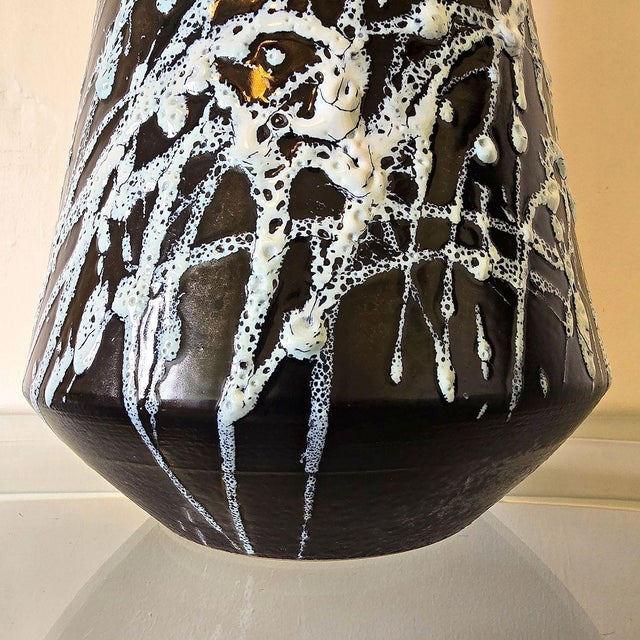 Mid Century Modern Italian Tall Vase 1960s For Sale - Image 12 of 14
