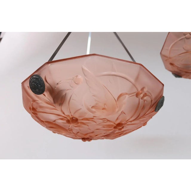 Italian Art Deco Sculptured Glass and Chrome Chandelier in Pink, 1940s For Sale - Image 9 of 18