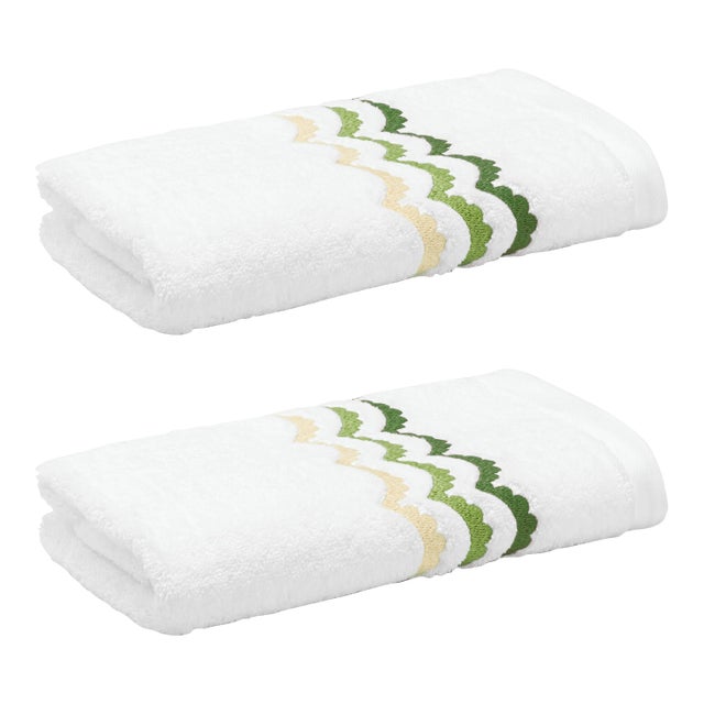 Celerie Kemble + Hamburg House Whimsical Green Scallop Hand Towel - Set of 2 For Sale
