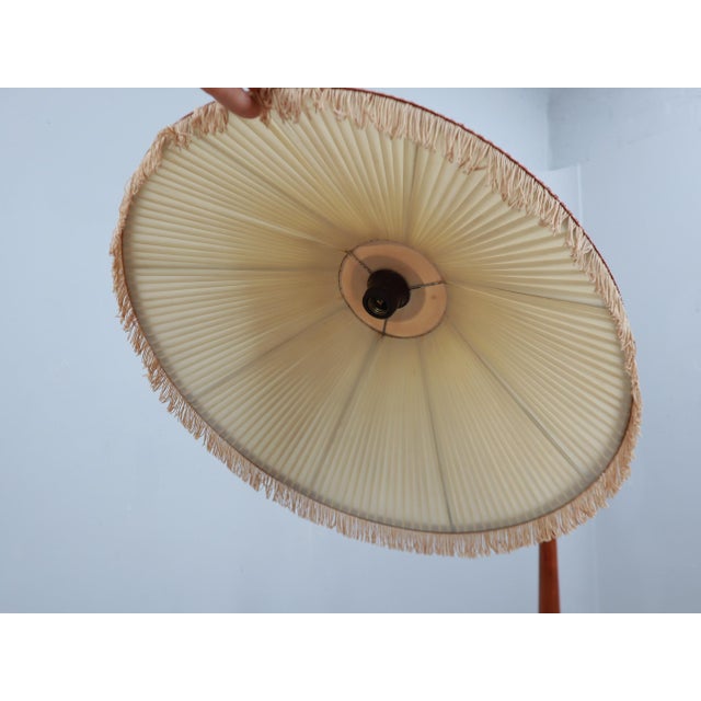 Adjustable Floor Lamp in Brass & Cherry Wood from Osvaldo Borsani, 1950s For Sale - Image 10 of 12