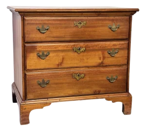 Small 18th Century American Cherry Wood Chest of Drawers