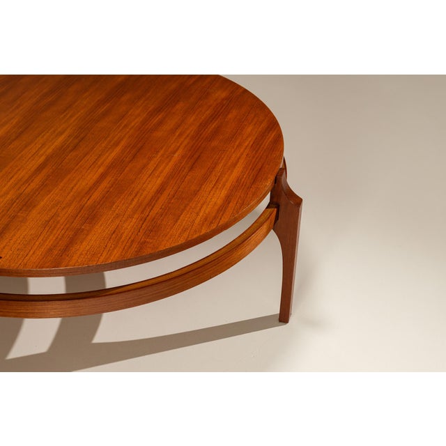 Round Tripod Teak Coffee Table, Italy, 1960s For Sale - Image 9 of 10