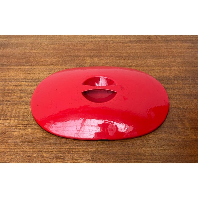 Mid-Century Modern Red Enamel Cast Iron Pot by Timo Sarpaneva for Rosenlew of Finland, 1960s For Sale - Image 17 of 18