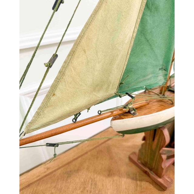 Nautical English 20th Century Carved Wood Gaff Cutter Pond Yacht For Sale - Image 3 of 12