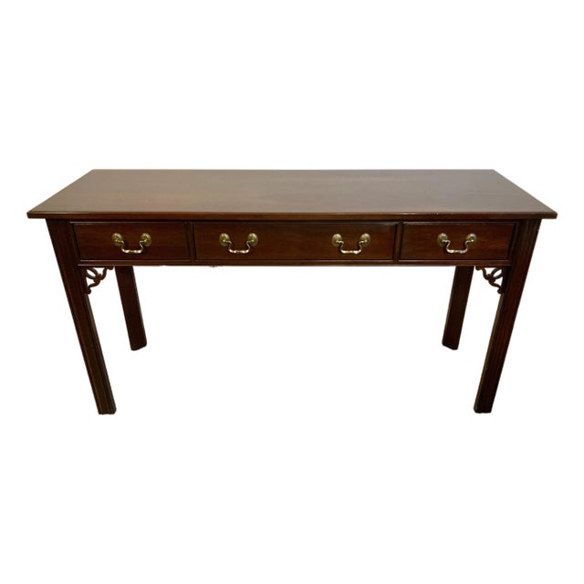 Late 20th Century Traditional Georgian Chippendale Style Ethan Allen Console Table For Sale