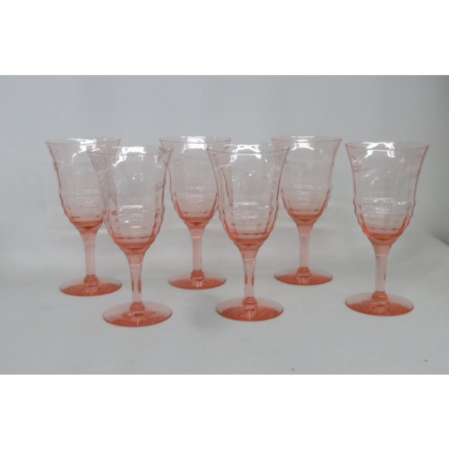 This stunning set of 6 Pink Ribbed Stemmed Goblets is made of depression glass. Each cup / goblet features a classic...