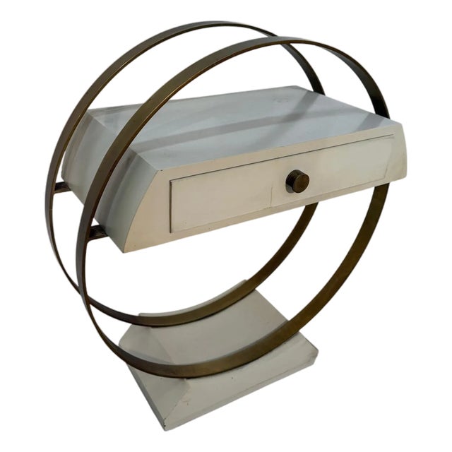 1960s Mid-Century Modern Circular Side Table With Drawer For Sale