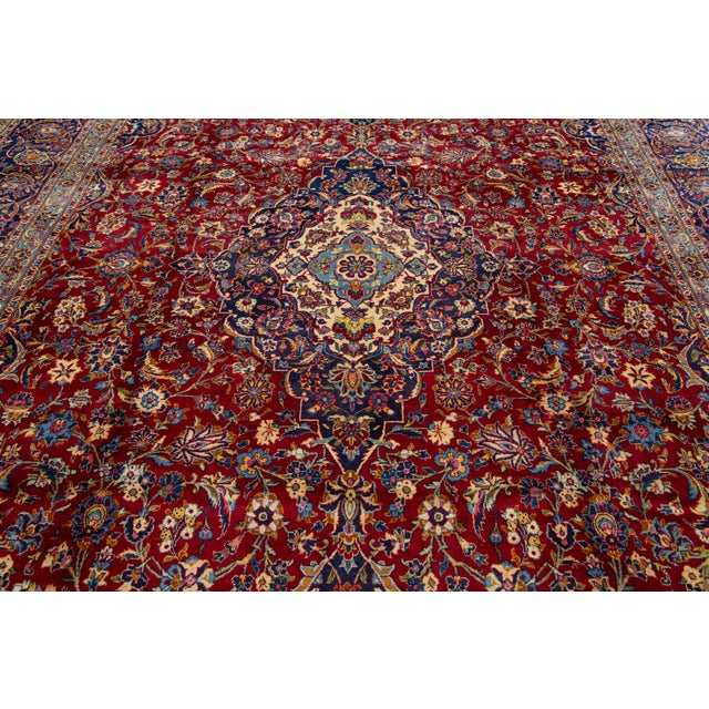 Red Vintage Red Mahal Hand-Knotted Wool Rug With Medallion Design For Sale - Image 8 of 10