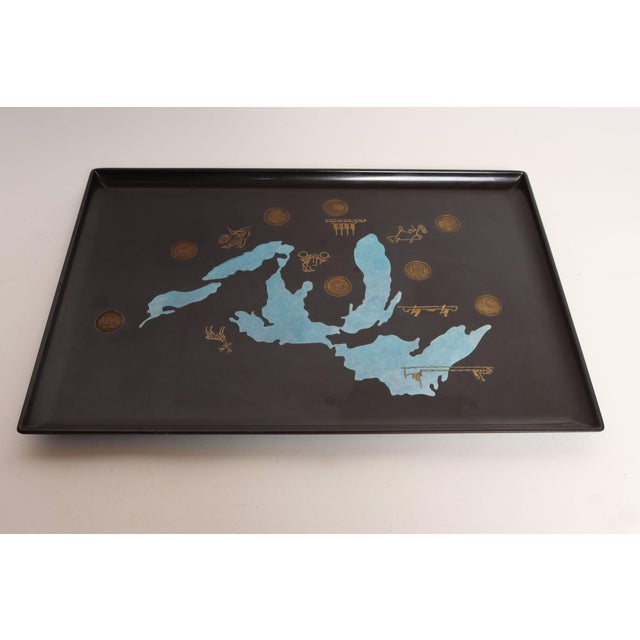 1960s Large Mid-Century Black Resin Pigment and Brass Inlaid "Great Lakes" Tray by Couroc For Sale - Image 5 of 12
