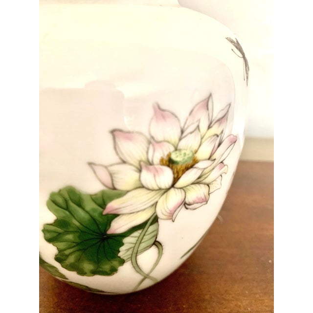 With delicate all over lotus flower decoration this small vintage Japanese vase is an amazing beauty! Open lotus flowers,...