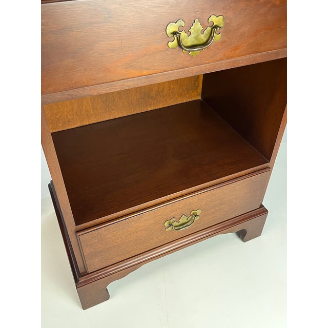 Vintage Chippendale Style Mahogany Open Cubby Nightstands - A Pair For Sale - Image 9 of 16