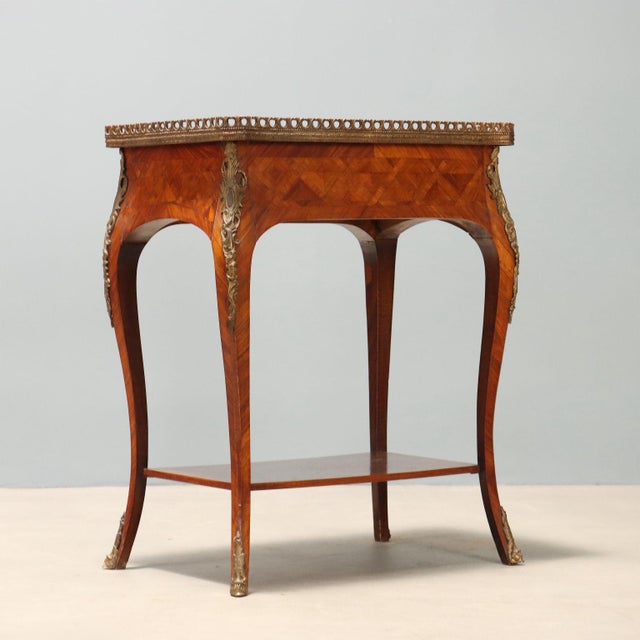 Napoleon III Italian Table in Bois De Rose, 1800s For Sale - Image 9 of 10