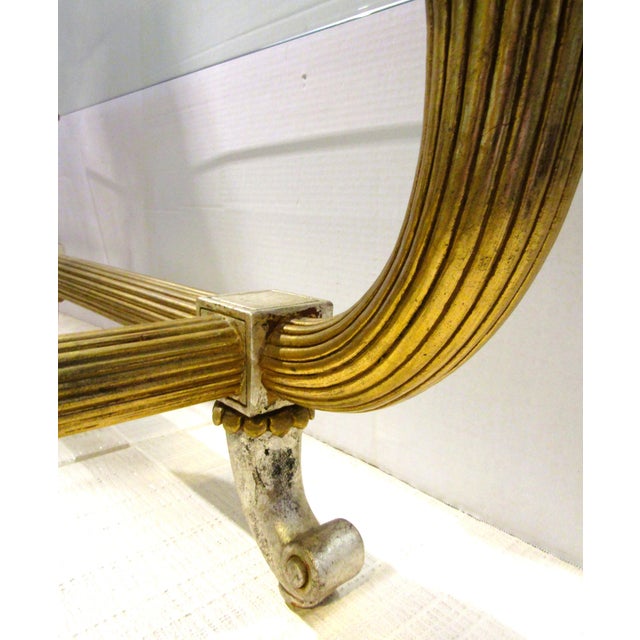 1960s Hollywood Regency Italian Silver and Gold Leaf Carved Wood and Glass Coffee Table For Sale - Image 10 of 15