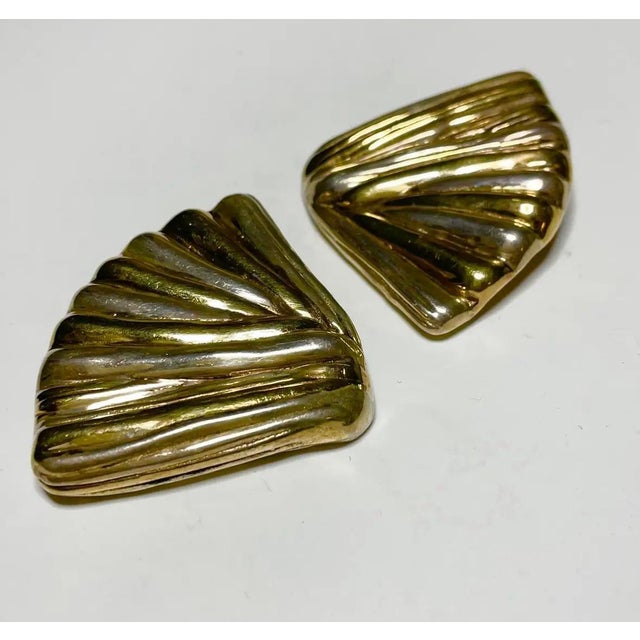 Contemporary 1980s Yaacov Heller Sterling Silver & Goldplate Sculptural Clip-on Earrings, Pair For Sale - Image 3 of 7