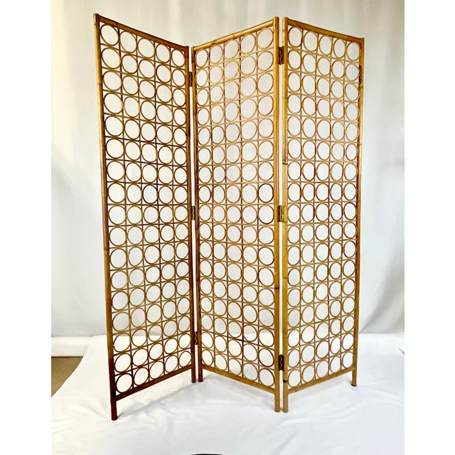 1960s Vintage Italian Boho Chic Hollywood Regency Rattan Circle Screen, Franco Albini Attributed For Sale - Image 6 of 12