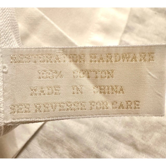 Restoration Hardware Set of 8 Restoration Hardware Cotton Table Napkins For Sale - Image 4 of 5