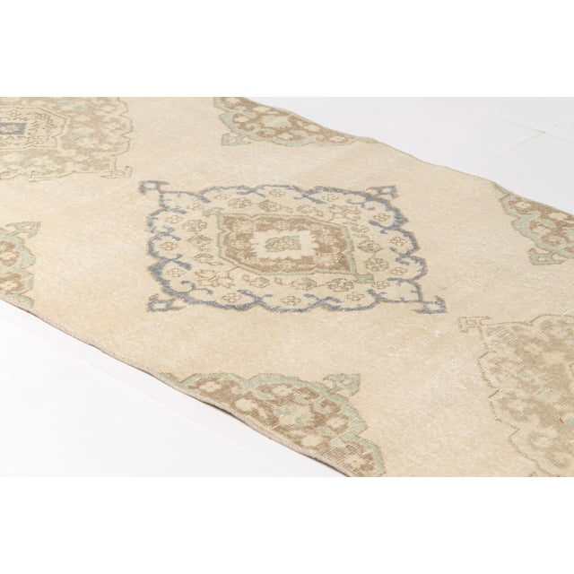 Ivory 1950s Neutral Minimalist Area Rug For Sale - Image 8 of 9