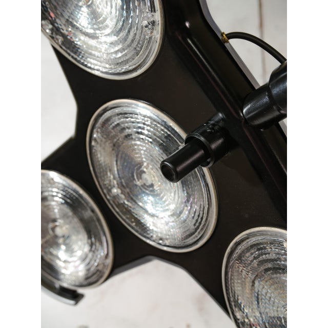 Black 2004 Four-Lens Shadowless Surgical Lamp on Army Crutch Tripod from Heraeus Hanaulux, 1990s For Sale - Image 8 of 18