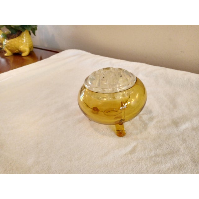 Vintage 1950's Viking Amber Flowerlite Frog 4 1/4" with Crystal Frog. Frog is in excellent vintage condition without chips...