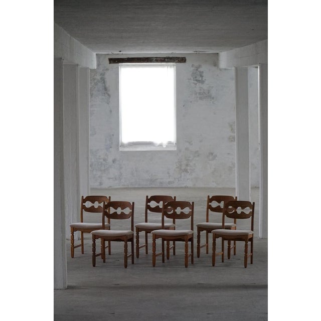 Vintage Razorblade Dining Chairs in Oak and Mohair by Henning Kjærnulf, 1960s, Set of 6 For Sale - Image 6 of 18
